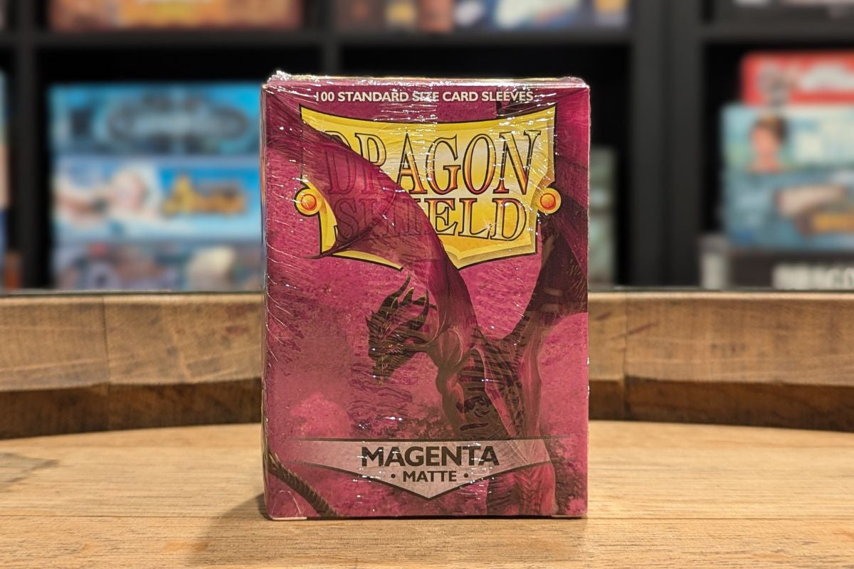 Dragon Shield Sleeves: Standard Matte - Magenta 100CT