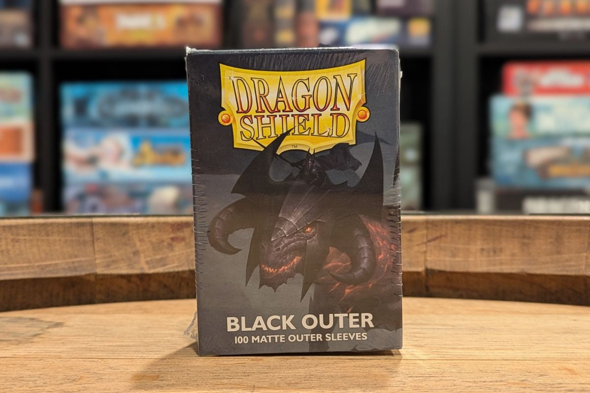 Dragon Shield Sleeves: Outer Sleeves Matte - Black 100CT