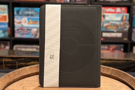 Ultra Pro: Elite Series - Pikachu 9-Pocket Zippered PRO-Binder